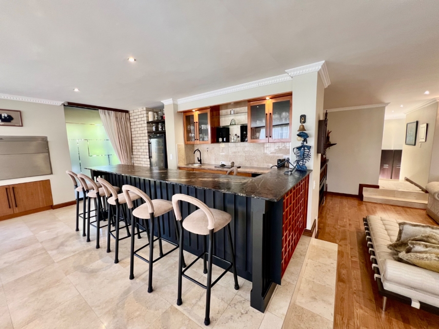 5 Bedroom Property for Sale in Oubaai Western Cape
